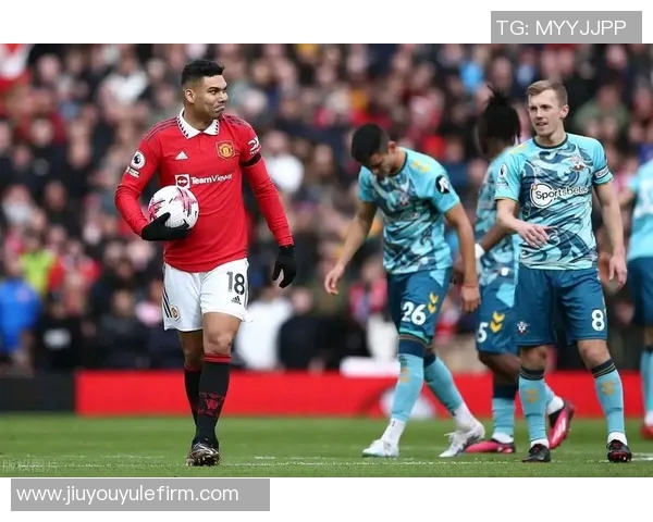 卡塞米罗盛赞利桑德罗是一名斗士球迷们对他的复出充满期待 卡塞米罗盛赞利桑德罗是一名斗士球迷们对他的复出充满期待