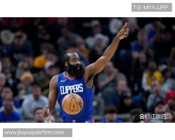 哈登赛季初表现抢眼场均217分103助攻展现领袖风范