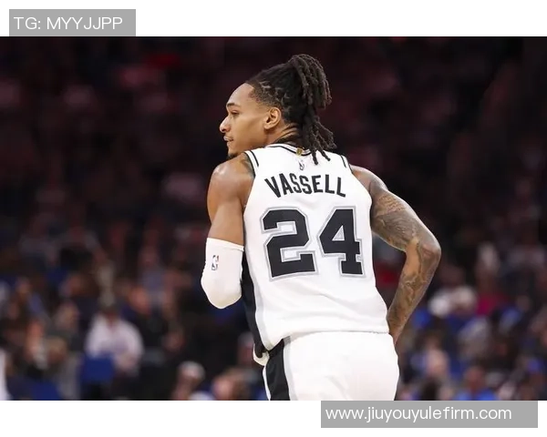 掘金缺阵影响防守表现福克斯与瓦塞尔在激烈对抗中展现实力