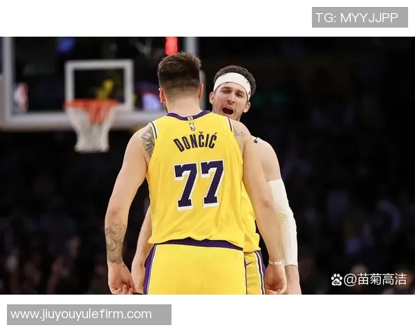 湖人需提升实力才能与掘金雷霆抗衡詹东里同场对SGA的防守挑战 湖人需提升实力才能与掘金雷霆抗衡詹东里同场对SGA的防守挑战