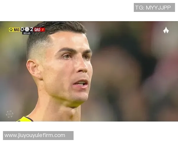 C罗头球助攻未果菲利克斯射门高出后C罗无奈敲脑门 C罗头球助攻未果菲利克斯射门高出后C罗无奈敲脑门