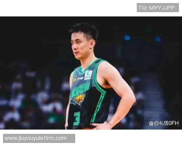 赵继伟称周鹏为低估的英雄贡献巨大攻防两端表现突出