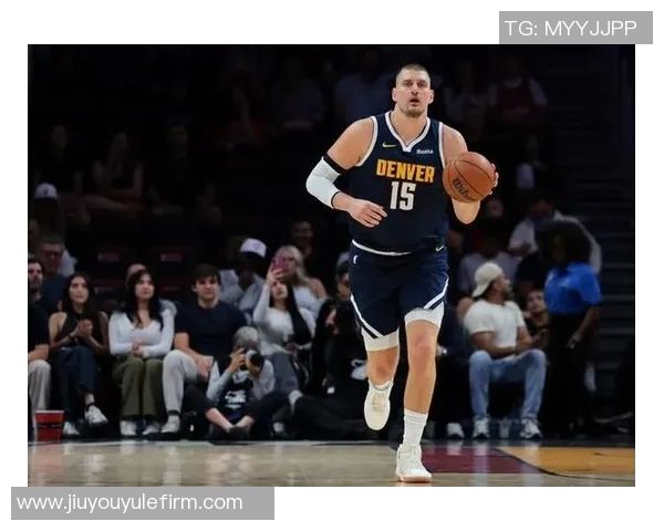 约基奇月底复出在望球迷期待他重返赛场争夺荣誉