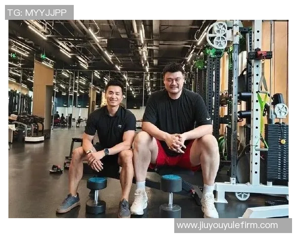 姚明奥尼尔韦德卡特齐聚中国赛现场引发球迷热议