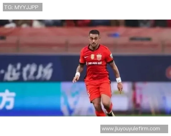 海港租借横滨水手中场让克劳德并附带买断条款的最新消息